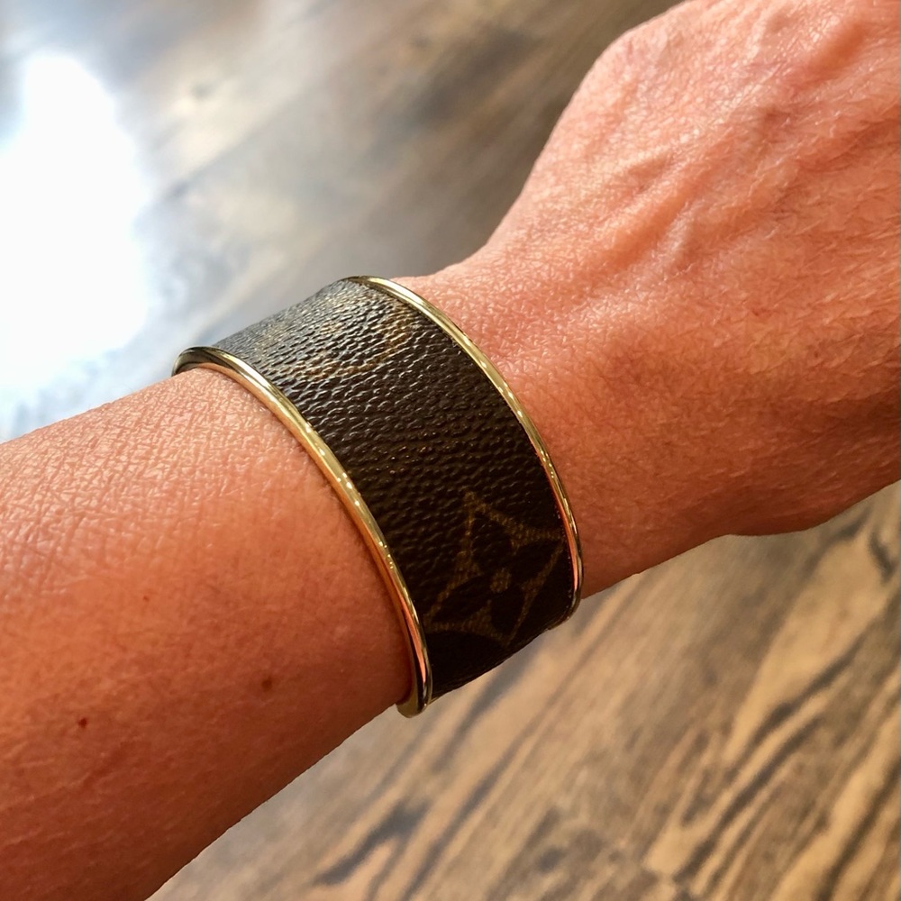 Fashion bracelet LV vibes - Picture 5 of 7